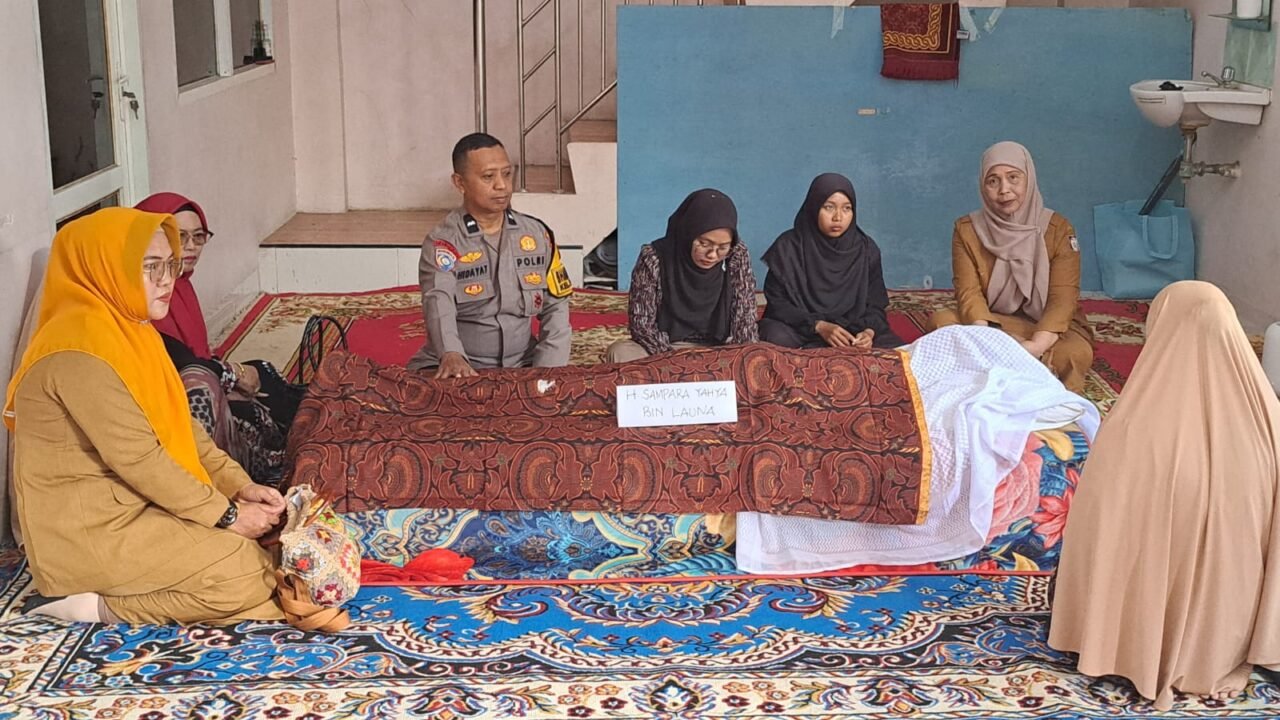 Tokoh masyarakat Meninggal Dunia, Bhabin Buje Melayat